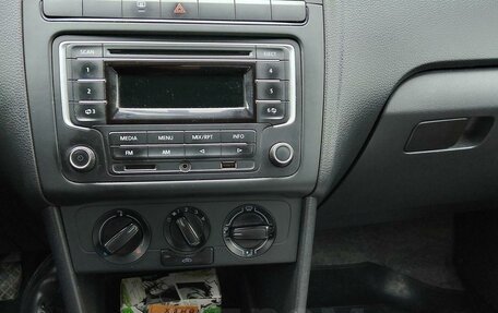 Volkswagen Polo VI (EU Market), 2015 год, 895 000 рублей, 4 фотография