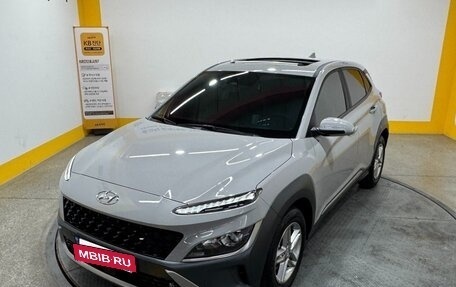Hyundai Kona I, 2022 год, 2 140 000 рублей, 2 фотография