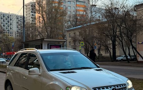 Mercedes-Benz M-Класс, 2010 год, 1 235 000 рублей, 3 фотография