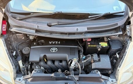 Toyota Ractis I, 2005 год, 565 000 рублей, 21 фотография