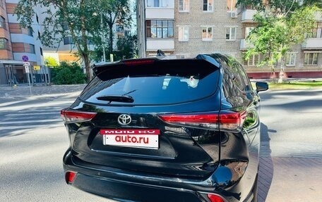 Toyota Highlander, 2021 год, 3 850 000 рублей, 6 фотография