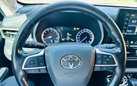 Toyota Highlander, 2021 год, 3 850 000 рублей, 8 фотография