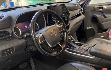 Toyota Highlander, 2021 год, 3 850 000 рублей, 12 фотография