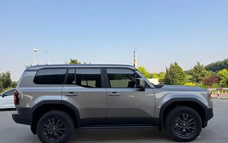 Toyota Land Cruiser Prado, 2025 год, 9 720 000 рублей, 4 фотография