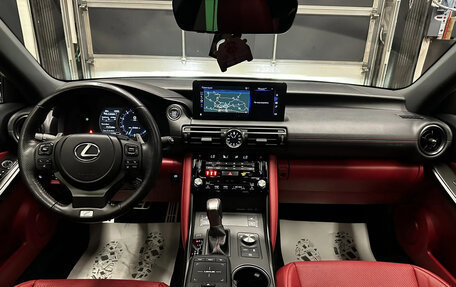 Lexus IS III, 2022 год, 6 200 000 рублей, 12 фотография