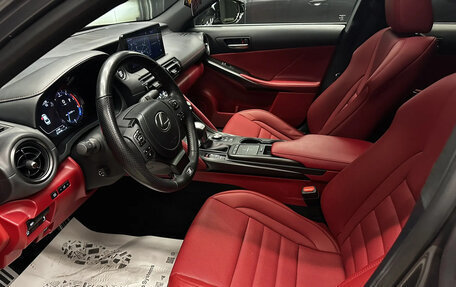 Lexus IS III, 2022 год, 6 200 000 рублей, 27 фотография