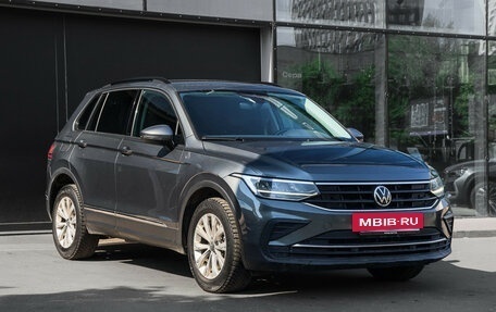 Volkswagen Tiguan II, 2021 год, 3 250 000 рублей, 3 фотография
