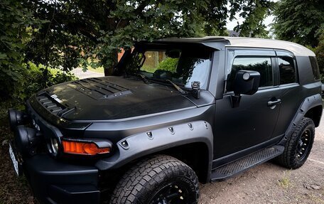 Toyota FJ Cruiser, 2009 год, 4 000 000 рублей, 2 фотография