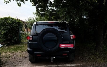 Toyota FJ Cruiser, 2009 год, 4 000 000 рублей, 3 фотография