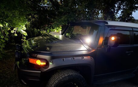 Toyota FJ Cruiser, 2009 год, 4 000 000 рублей, 16 фотография