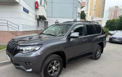 Toyota Land Cruiser Prado 150 рестайлинг 2, 2018 год, 5 000 000 рублей, 1 фотография
