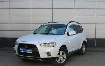 Mitsubishi Outlander III рестайлинг 3, 2010 год, 900 000 рублей, 1 фотография