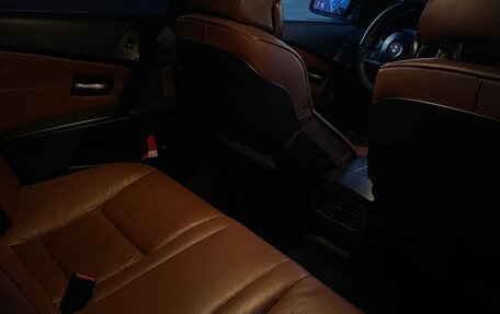 BMW 5 серия, 2004 год, 1 110 000 рублей, 6 фотография