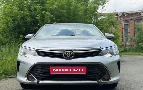 Toyota Camry, 2016 год, 1 680 000 рублей, 8 фотография