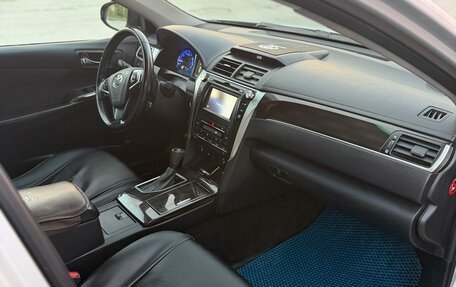 Toyota Camry, 2016 год, 1 680 000 рублей, 13 фотография