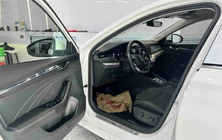 Skoda Octavia IV, 2021 год, 1 800 002 рублей, 2 фотография