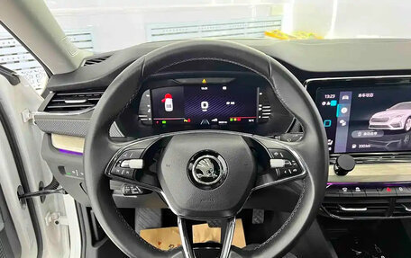 Skoda Octavia IV, 2021 год, 1 800 002 рублей, 8 фотография