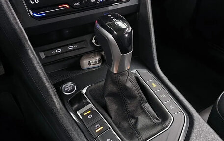 Volkswagen Tiguan II, 2024 год, 2 810 000 рублей, 9 фотография