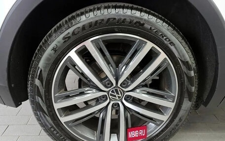 Volkswagen Tiguan II, 2024 год, 2 810 000 рублей, 5 фотография