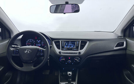 Hyundai Solaris II рестайлинг, 2021 год, 1 361 000 рублей, 12 фотография