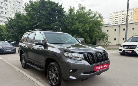 Toyota Land Cruiser Prado 150 рестайлинг 2, 2018 год, 5 000 000 рублей, 2 фотография