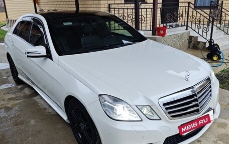 Mercedes-Benz E-Класс, 2011 год, 1 760 000 рублей, 10 фотография