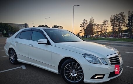 Mercedes-Benz E-Класс, 2011 год, 1 760 000 рублей, 2 фотография