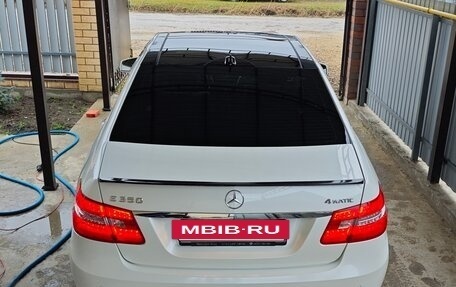 Mercedes-Benz E-Класс, 2011 год, 1 760 000 рублей, 12 фотография
