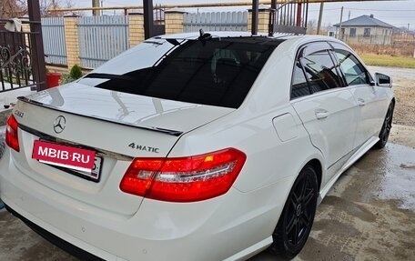 Mercedes-Benz E-Класс, 2011 год, 1 760 000 рублей, 13 фотография
