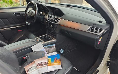 Mercedes-Benz E-Класс, 2011 год, 1 760 000 рублей, 24 фотография
