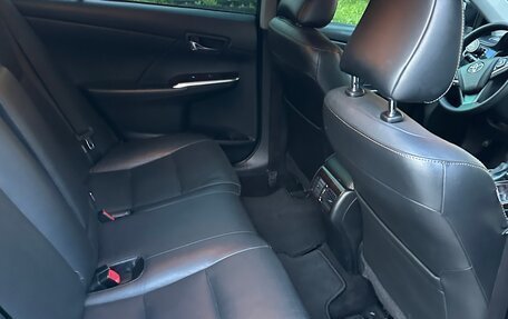 Toyota Camry, 2016 год, 2 200 000 рублей, 10 фотография