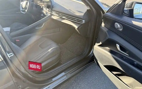 Hyundai Elantra, 2023 год, 1 700 007 рублей, 12 фотография