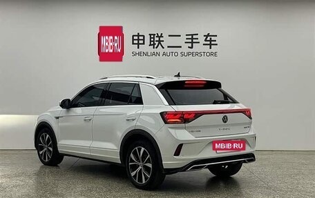Volkswagen T-Roc I, 2024 год, 1 925 000 рублей, 5 фотография
