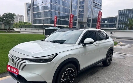 Honda Vezel, 2021 год, 1 800 007 рублей, 3 фотография