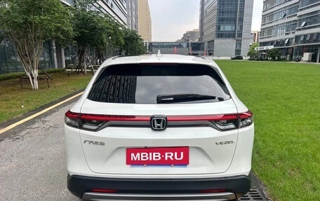 Honda Vezel, 2021 год, 1 800 007 рублей, 7 фотография