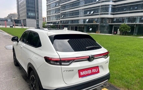 Honda Vezel, 2021 год, 1 800 007 рублей, 2 фотография