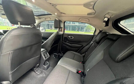Honda Vezel, 2021 год, 1 800 007 рублей, 11 фотография