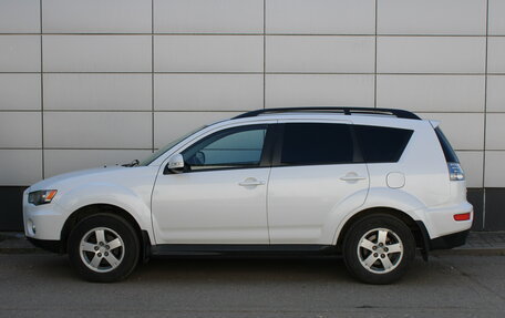 Mitsubishi Outlander III рестайлинг 3, 2010 год, 900 000 рублей, 5 фотография