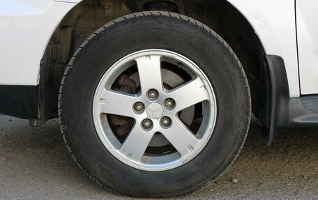 Mitsubishi Outlander III рестайлинг 3, 2010 год, 900 000 рублей, 14 фотография