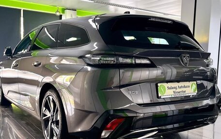 Peugeot 308, 2022 год, 2 410 000 рублей, 5 фотография