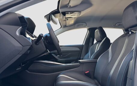 Peugeot 308, 2022 год, 2 411 000 рублей, 7 фотография