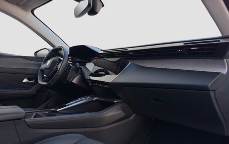 Peugeot 308, 2022 год, 2 411 000 рублей, 10 фотография