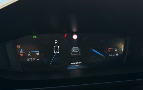 Peugeot 308, 2022 год, 2 411 000 рублей, 18 фотография