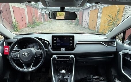 Toyota RAV4, 2020 год, 3 300 000 рублей, 13 фотография