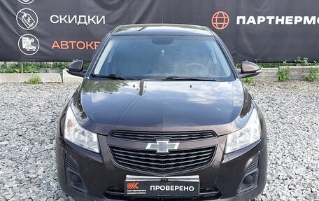 Chevrolet Cruze II, 2013 год, 689 000 рублей, 2 фотография