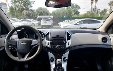 Chevrolet Cruze II, 2013 год, 689 000 рублей, 10 фотография
