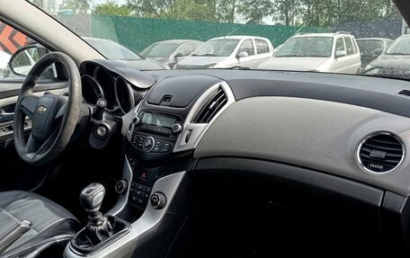 Chevrolet Cruze II, 2013 год, 689 000 рублей, 17 фотография