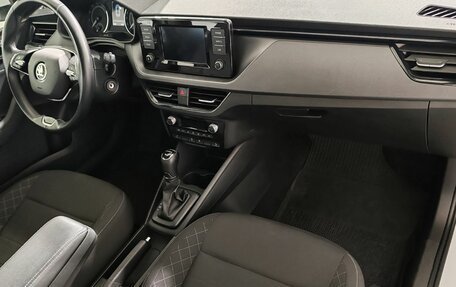 Skoda Rapid II, 2021 год, 1 680 000 рублей, 16 фотография