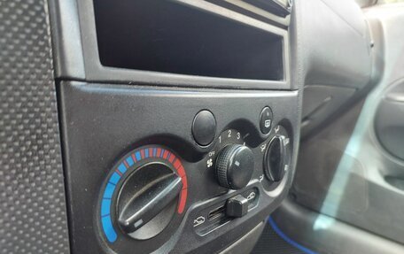 Chevrolet Aveo III, 2005 год, 289 000 рублей, 8 фотография