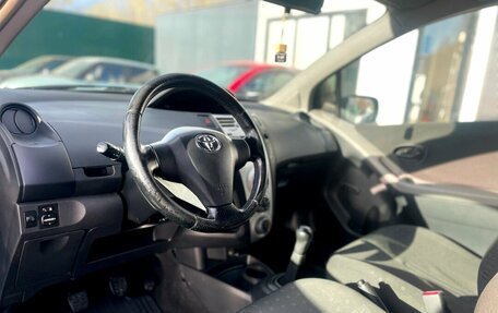 Toyota Yaris III рестайлинг, 2008 год, 419 000 рублей, 8 фотография